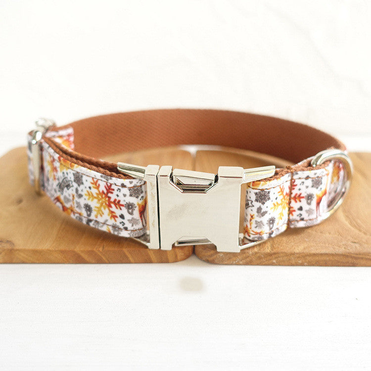 Chistmas-Themed Golden Festive Dog Collar